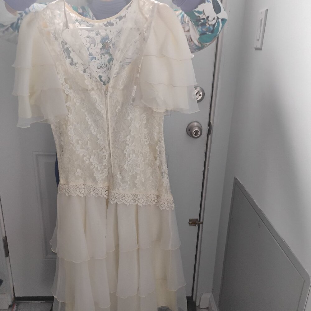 Off White Lace Wedding/Party Dress